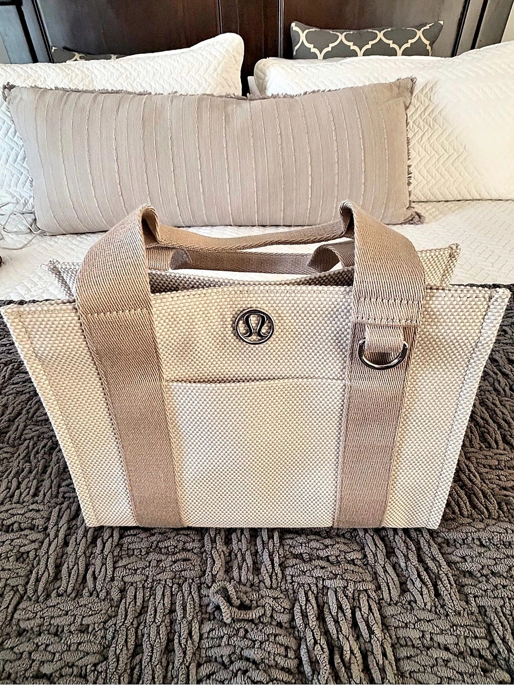 Like new Lululemon Beige/Creme Two-Tone Canvas Mini Tote Bag 4.5L
